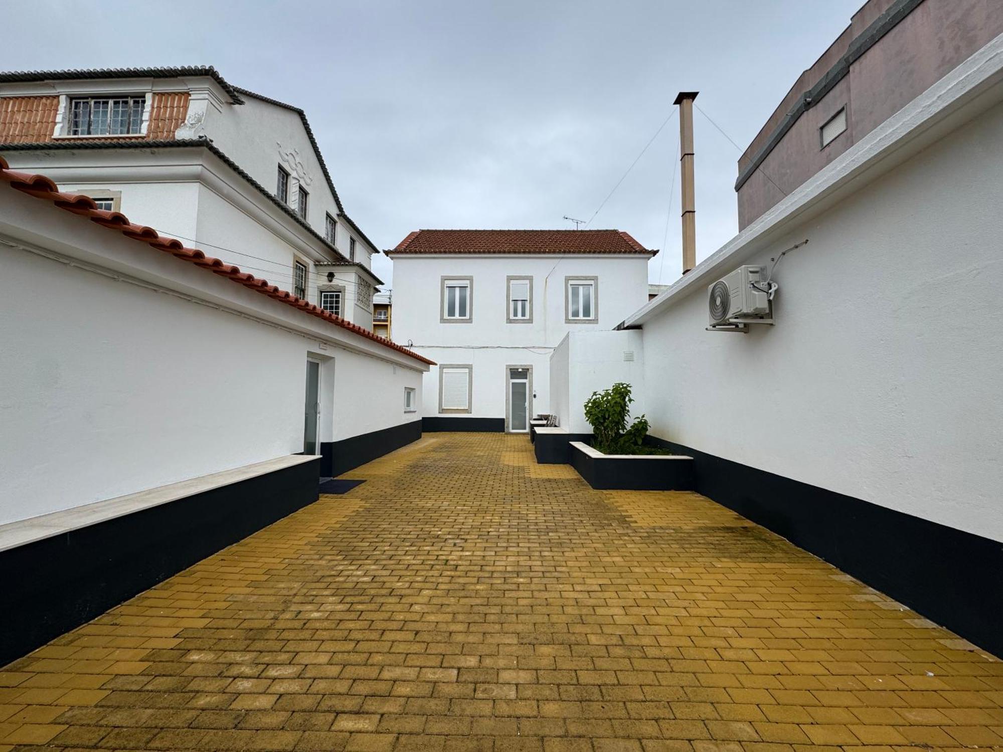 Studio In Estoril Near Beach Walk In 3 Min Exterior foto